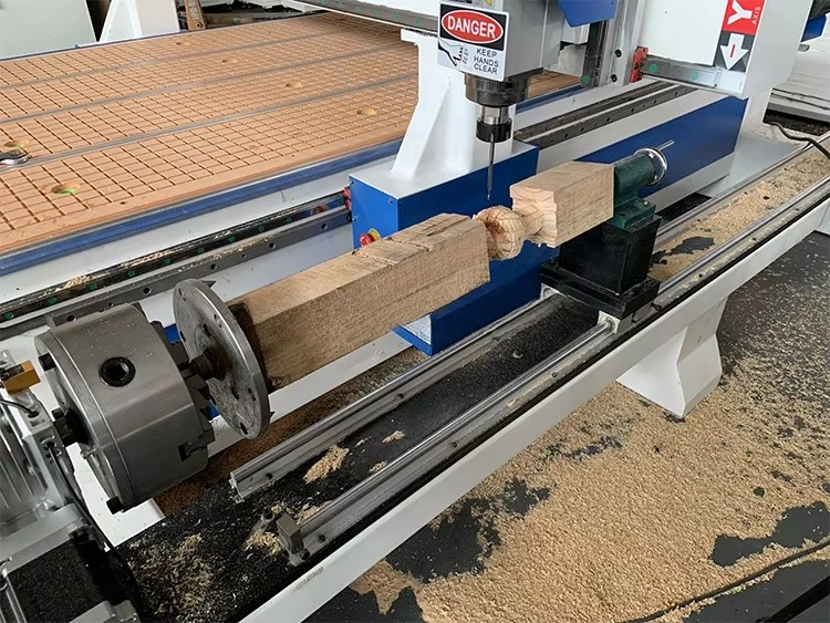 Fabriekslevering Hoge precisie - Cnc Router Machine recensie en prijs